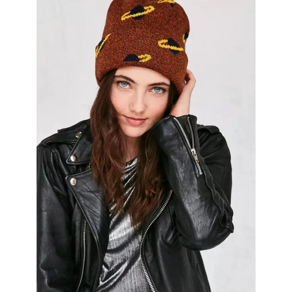 Urban Outfitters BDG Icon Intarsia Beanie | Brown | OS